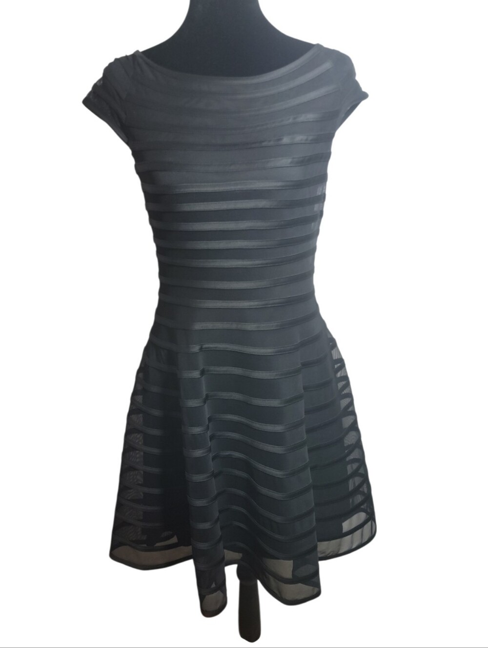 Betsy & Adam black mesh stripe fit flare cap sleeve dress women's size 6 petite